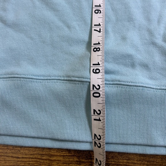 NWT J.CREW Holiday Dove Heart Paix et Amour Graphic Sweatshirt Light Blue M - Picture 10 of 12